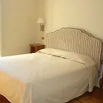 Certosa Szálloda Padula