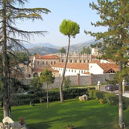 Hotel Certosa Padula