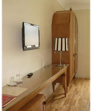 Hotel Certosa 3*