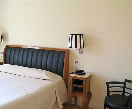 Certosa Hotel 3*