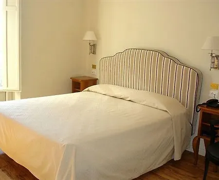 Certosa Hotel Padula
